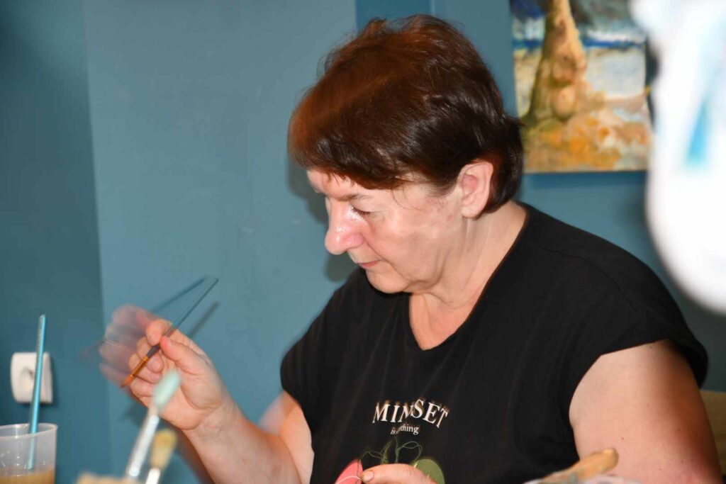 Warsztaty plastyczne dla początkujących 11 Messenger creation 3E0CB3F5 3345 4E91 B84D 5AC207B59294