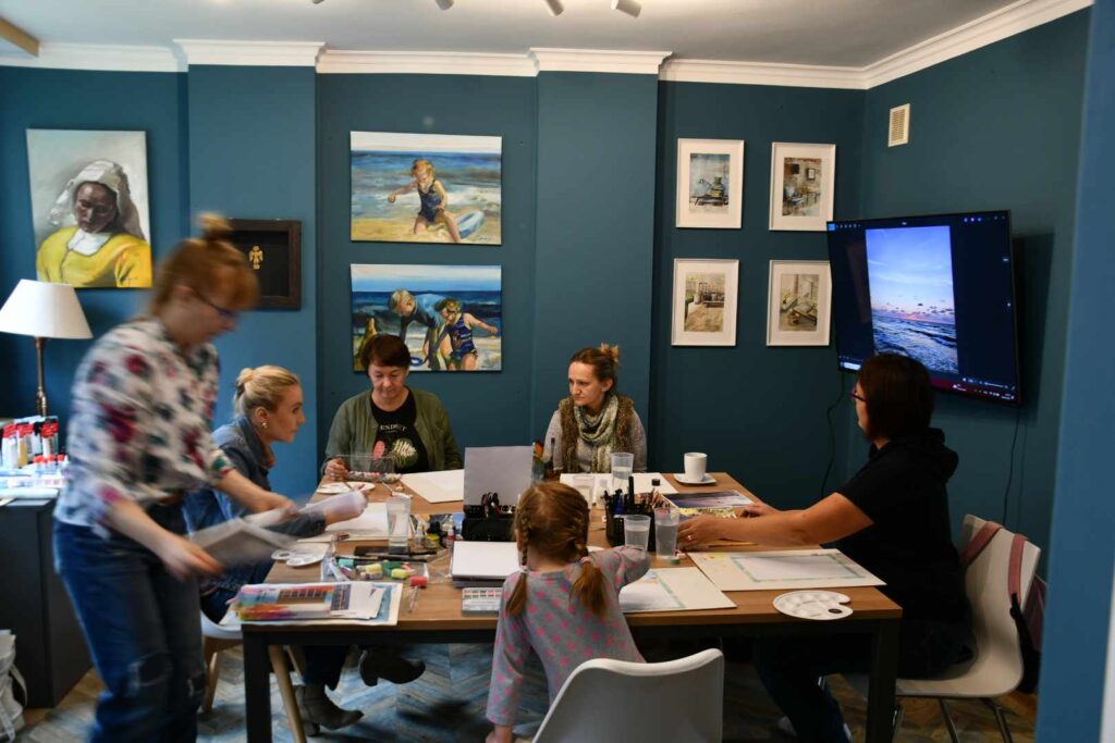 Warsztaty plastyczne dla początkujących 27 Messenger creation 93E03CA6 2E45 41C9 AE00 D0830C35D666